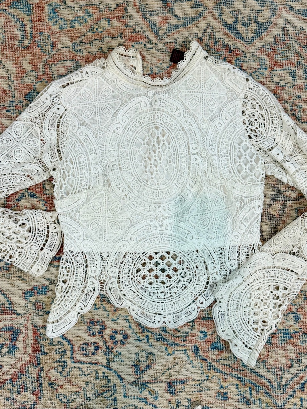 Ivory Crochet Lace Blouse Small High Neck Bell Sleeve Scalloped Boho Romantic - Picture 3 of 7